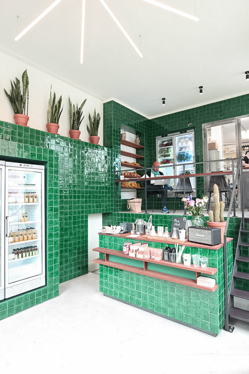The Cold Pressed Juicery Amsterdam by Standard Studio