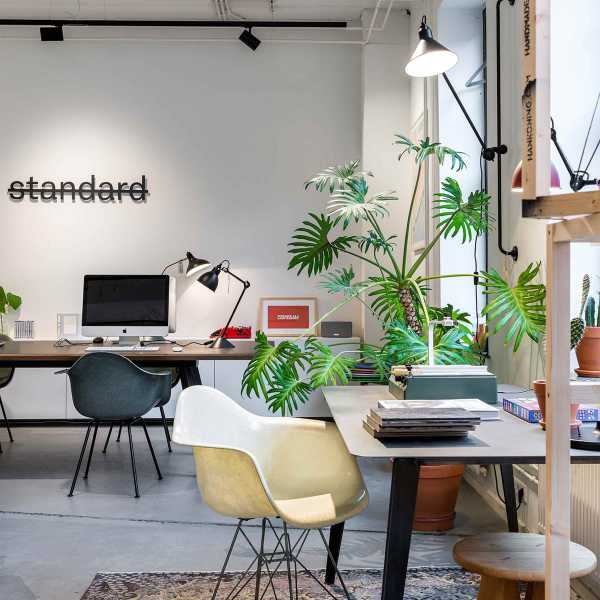 Office Jacob Obrechtstraat Amsterdam by Standard Studio